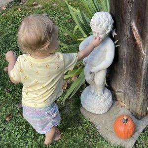 Meet your Posher, Leslie